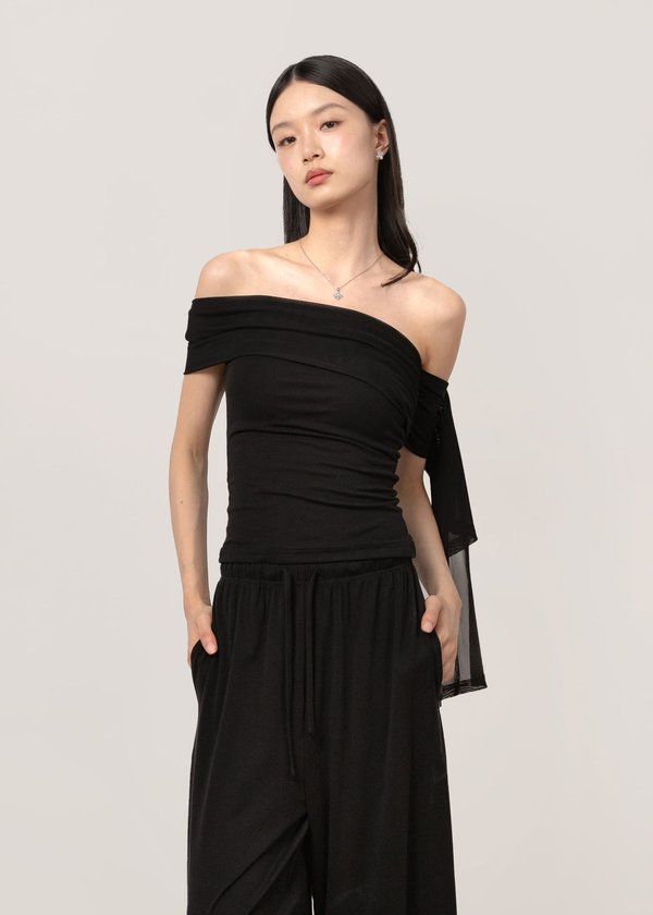 Cloudsoft Off Shoulder Top in Black *US*