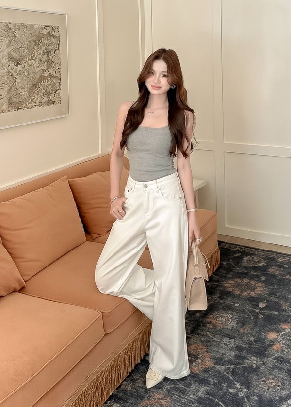 Nineties Mid Waisted Jeans in White
