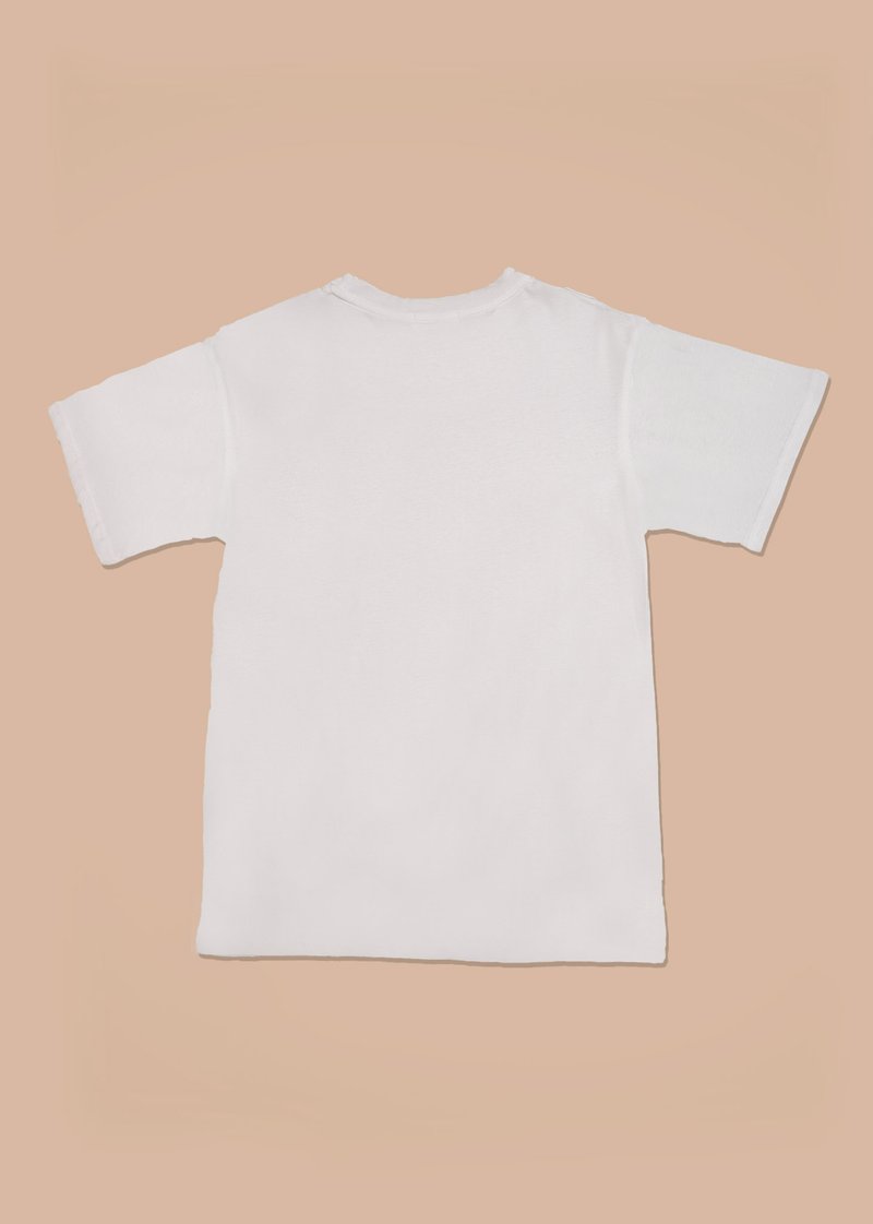 ⚪ Basic White T-Shirt ⚪